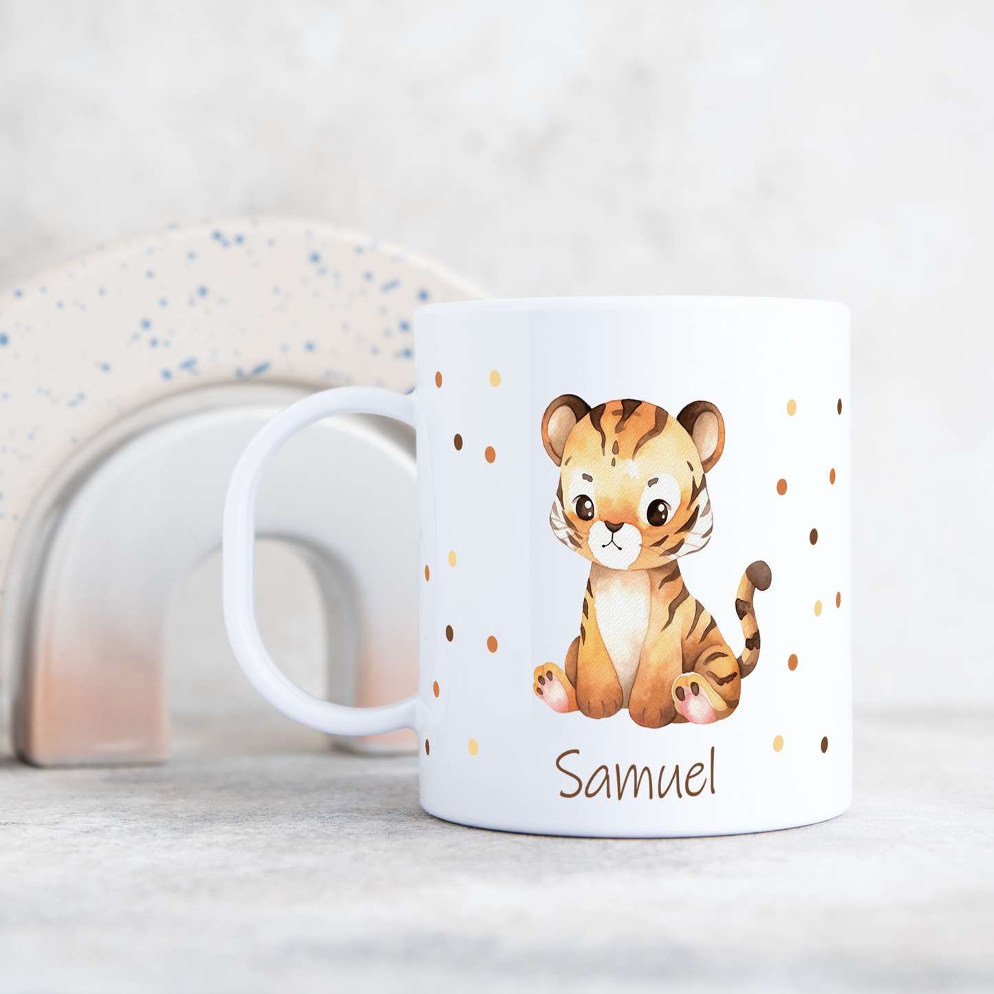 Kunststofftasse Tiere mit Punkten